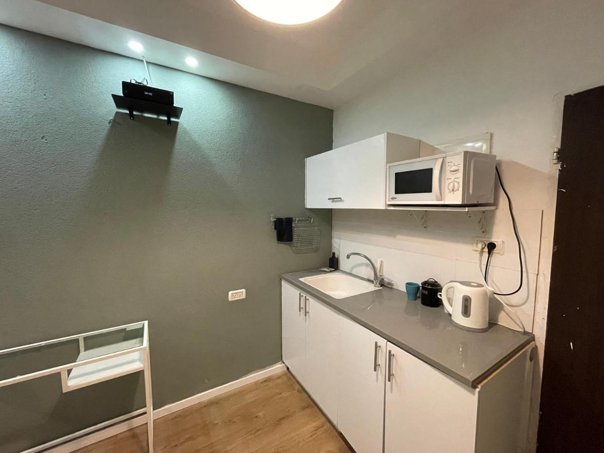 Hotel Rothschild 79 Petach Tikva Exterior foto